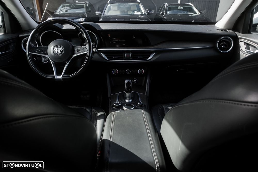 Alfa Romeo Stelvio 2.2 D Veloce Ti Q4 AT8 - 22