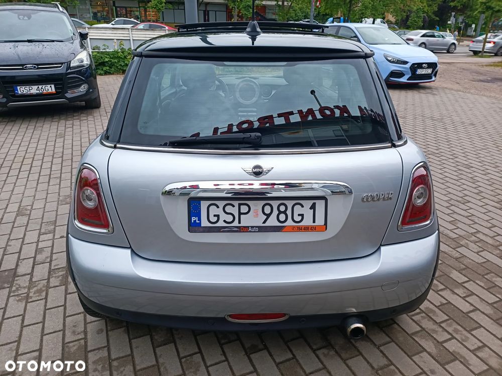 MINI Cooper Standard - 6