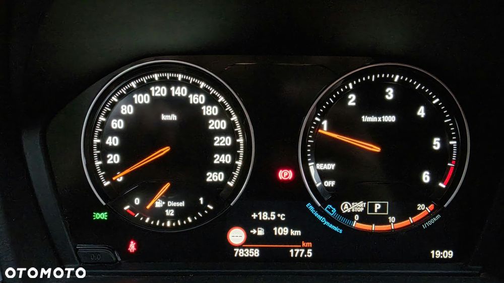 BMW X1 sDrive18d xLine - 13