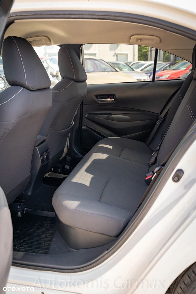 Toyota Corolla 1.8 Hybrid Comfort - 24