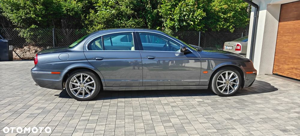 Jaguar S-Type 3.0 V6 Executive - 1