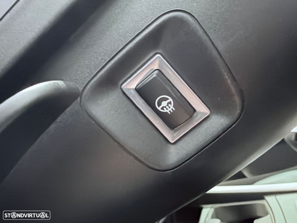 BMW 220 d Cabrio Pack M Auto - 39