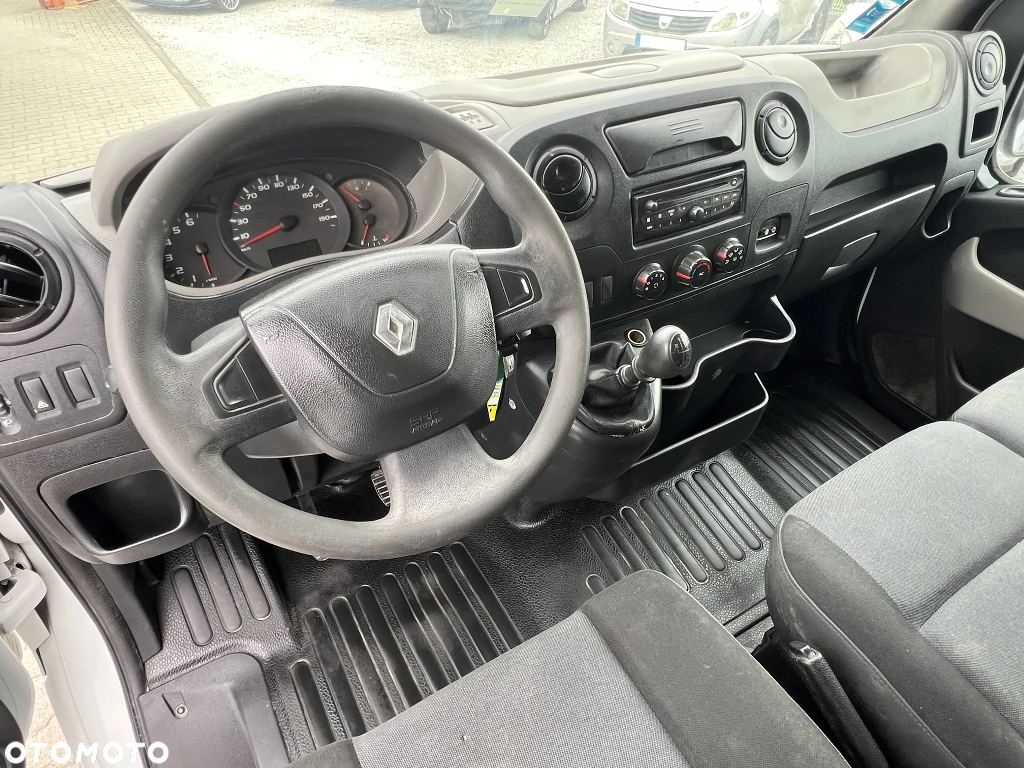 Renault Master 2.3 DCI - 8