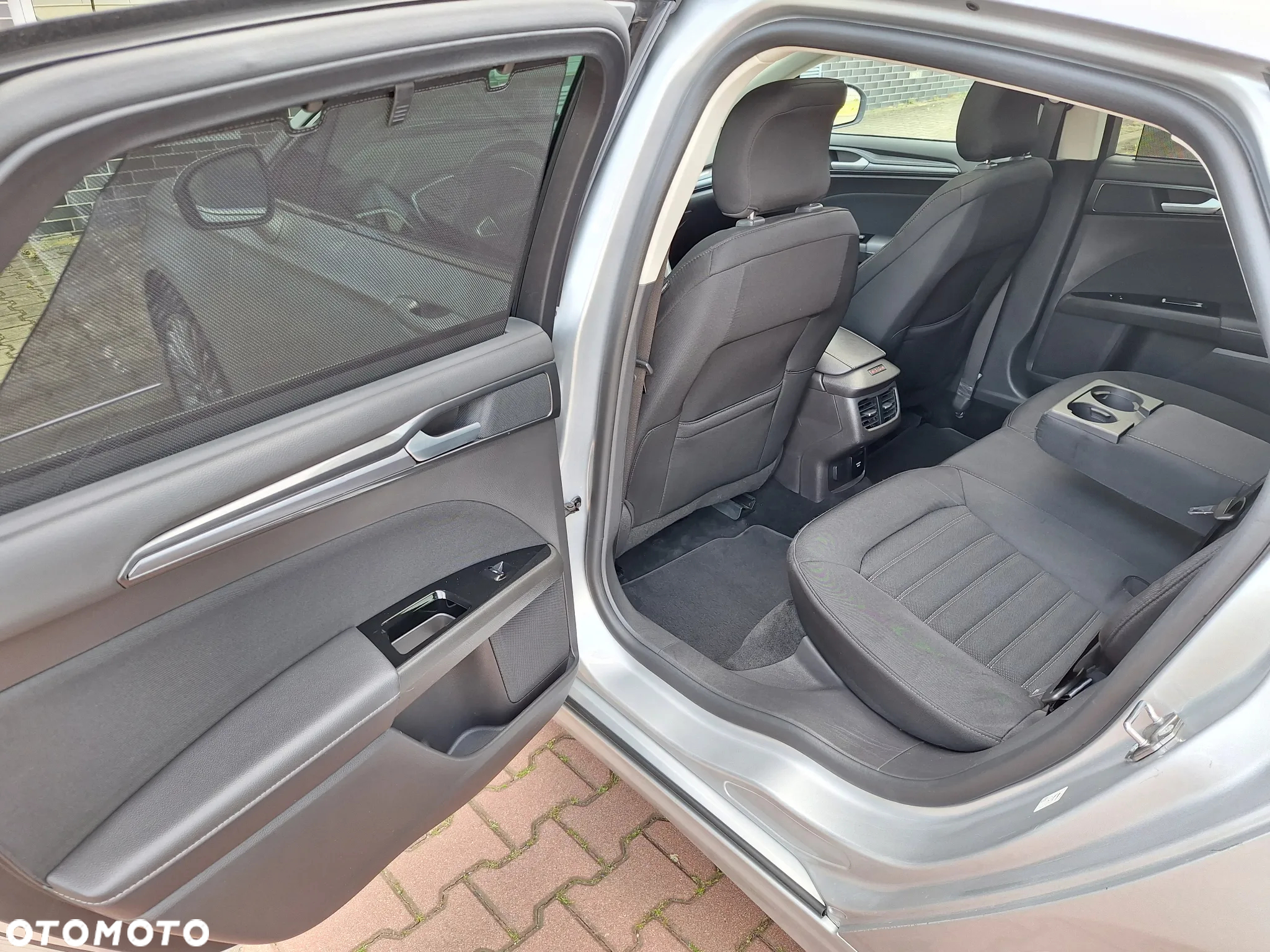 Ford Mondeo 2.0 EcoBlue Titanium - 23