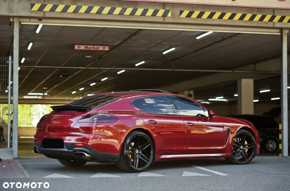 Porsche Panamera 4 PDK - 18
