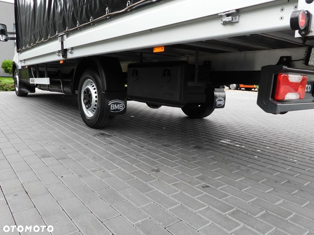 Iveco DAILY 35S18 PLANDEKA 10 PALET WEBASTO TEMPOMAT NAWIGACJA LEDY KLIMATYZACJA  180KM - 17