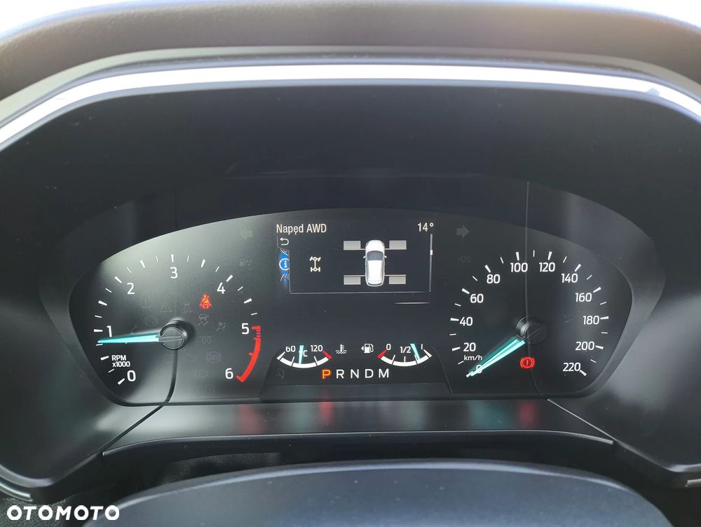 Ford Kuga 2.0 EcoBlue 4x4 TITANIUM X - 34