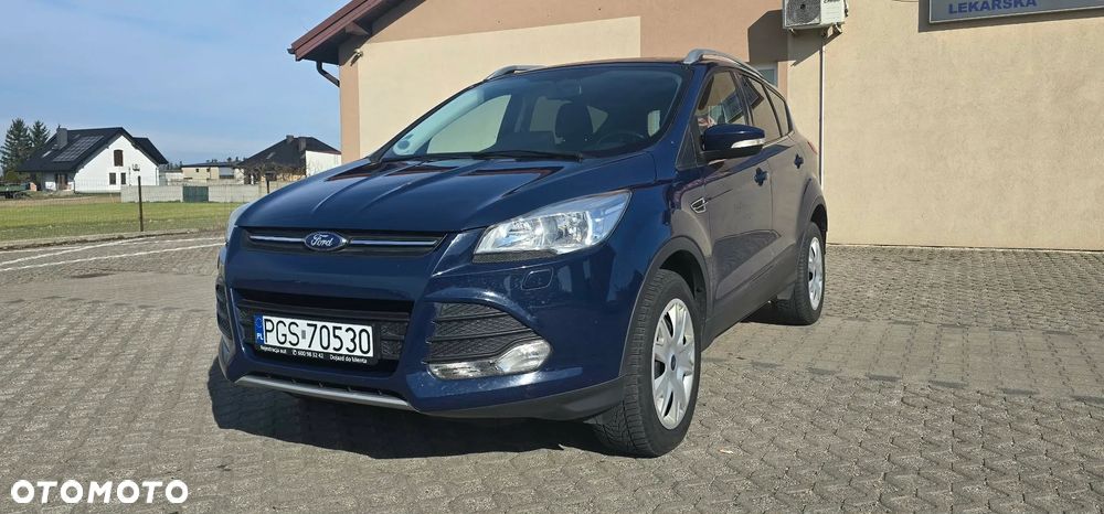 Ford Kuga 1.5 EcoBoost 2x4 Titanium - 1
