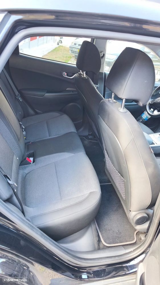 Hyundai Kauai Business - 11