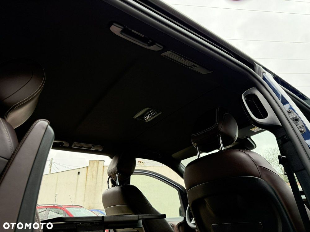 Mercedes-Benz Klasa V - 25