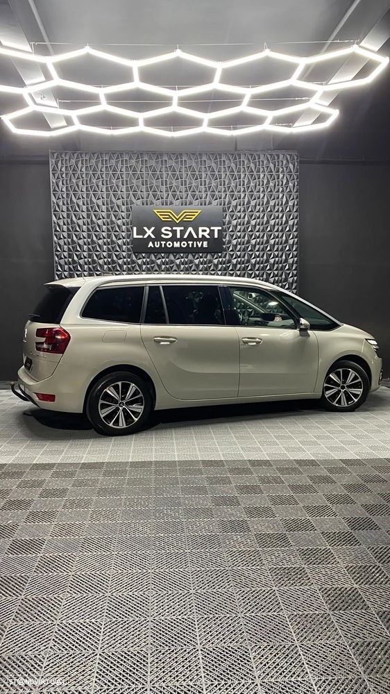 Citroën C4 Spacetourer PureTech 130 Stop&Start EAT8 SHINE - 6