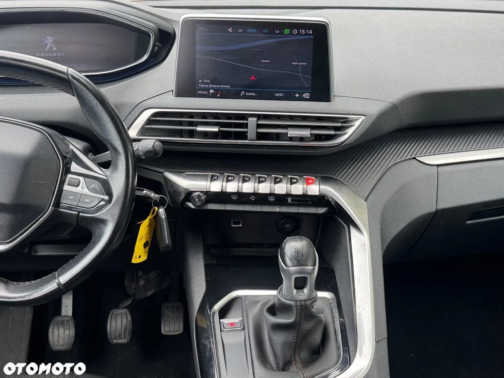 Peugeot 3008 1.2 PureTech Active Pack S&S - 13