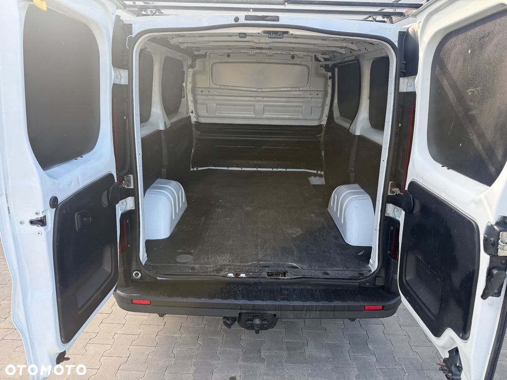 Opel Vivaro Trafic Primastar - 8