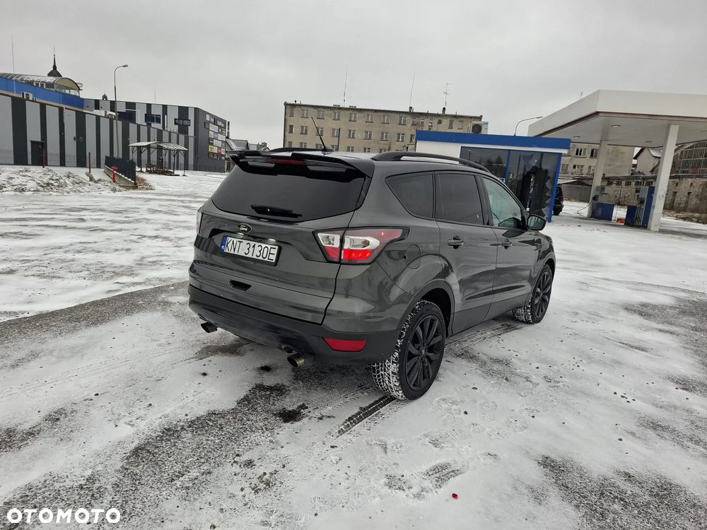 Ford Kuga - 13