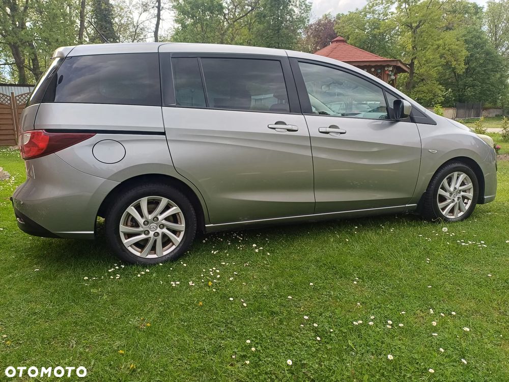Mazda 5 - 8