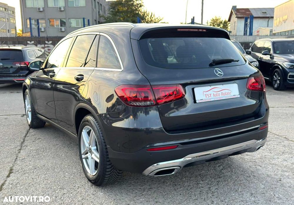 Mercedes-Benz GLC - 6