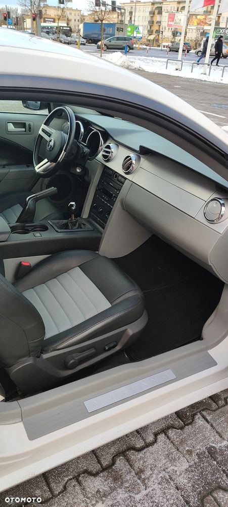 Ford Mustang 4.6 V8 GT Convertible - 16