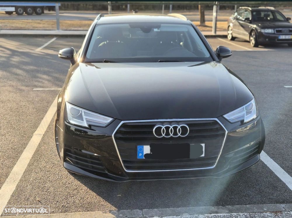 Audi A4 - 1