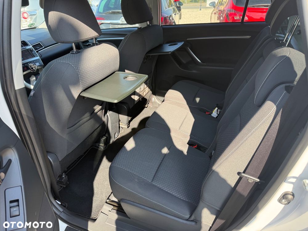 Toyota Verso 1.8 5-Sitzer Executive - 6