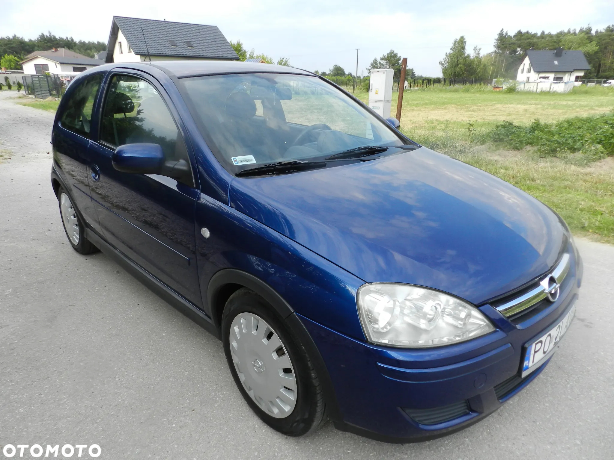 Opel Corsa 1.0 12V Essentia - 2