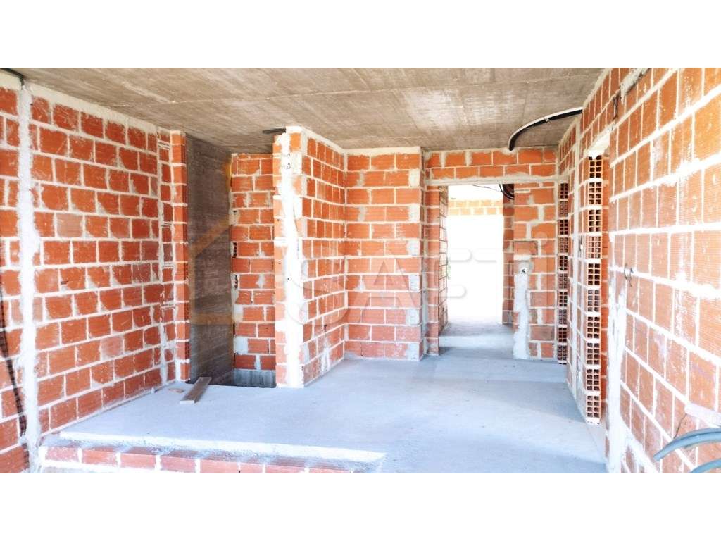 Moradia com 3 pisos em construção. O preço de 699000 euros é na atu... - Grande imagem: 5/11