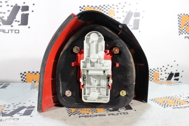 Farolim Direito Audi A3 (8L1)  Farolim Audi A3 8L / 8L0945096b - 9