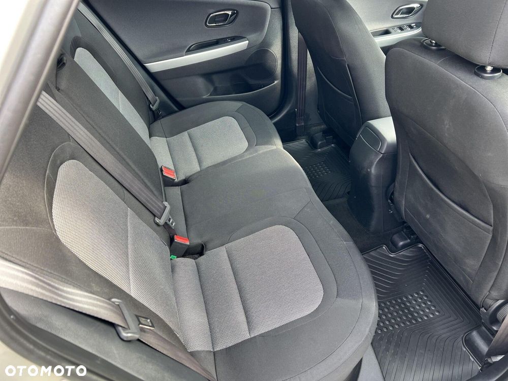 Kia Ceed Cee'd 1.6 GDI M - 11