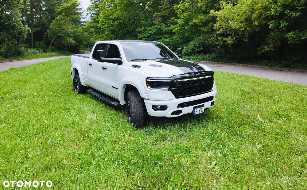 RAM 1500 - 18