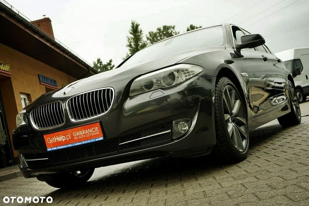 BMW Seria 5 525d - 1