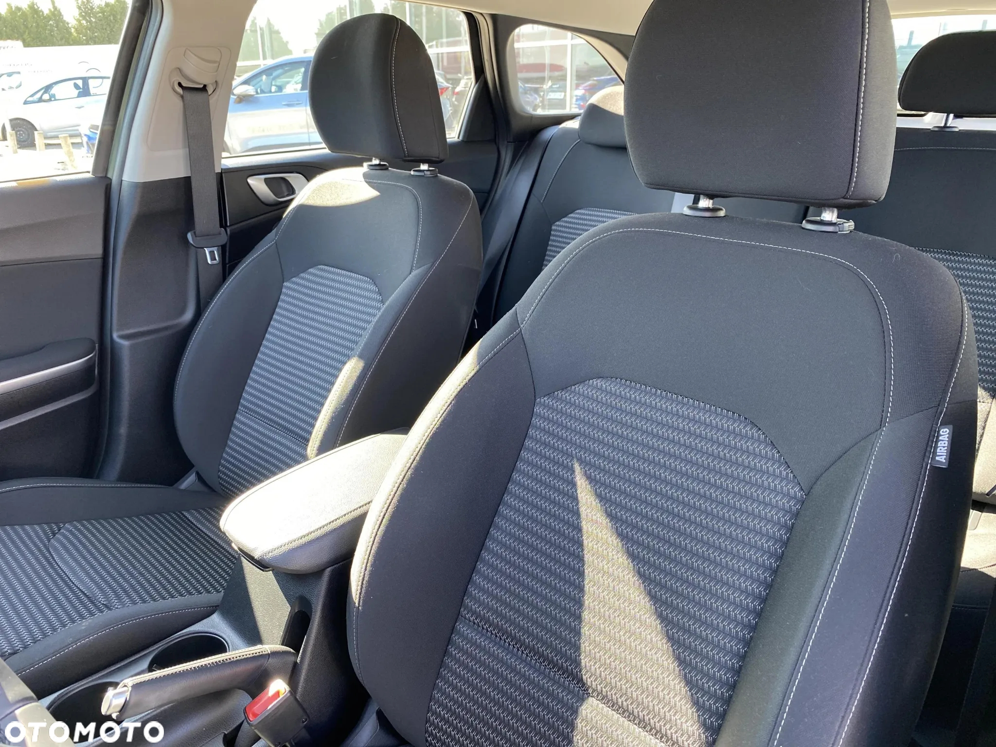 Kia Ceed 1.5 T-GDI M - 11