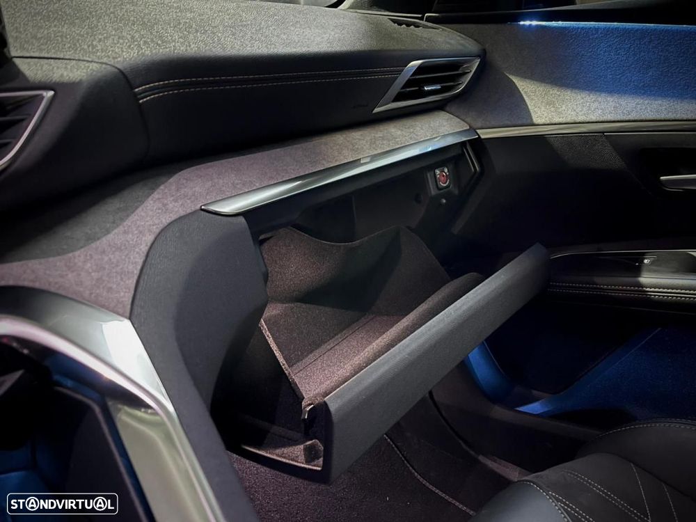 Peugeot 5008 1.5 BlueHDi GT Line EAT8 - 23