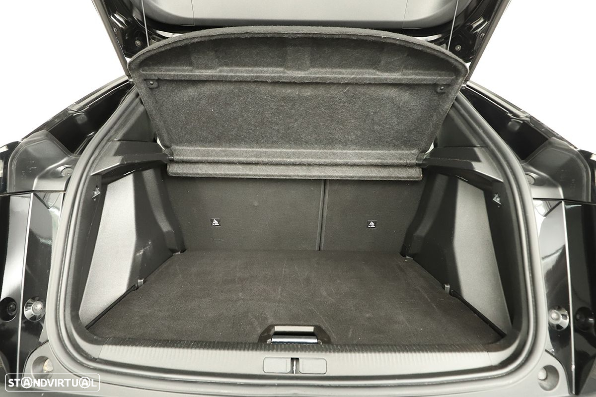 Peugeot 2008 1.2 PureTech Allure - 23