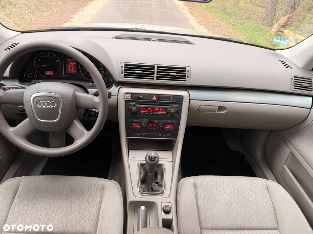 Audi A4 Avant - 8