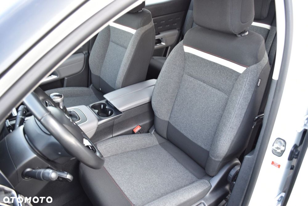 Citroën C5 Aircross 1.2 PureTech Live - 24