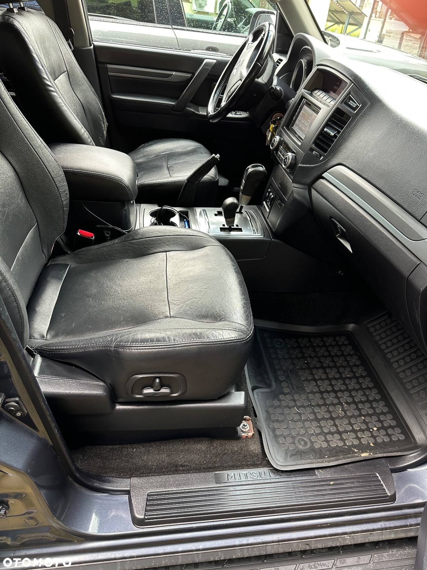 Mitsubishi Pajero 3.2 DID Instyle - 4