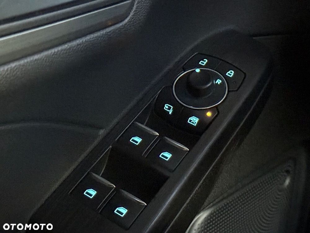 Ford Kuga 1.5 EcoBoost FWD Titanium - 29
