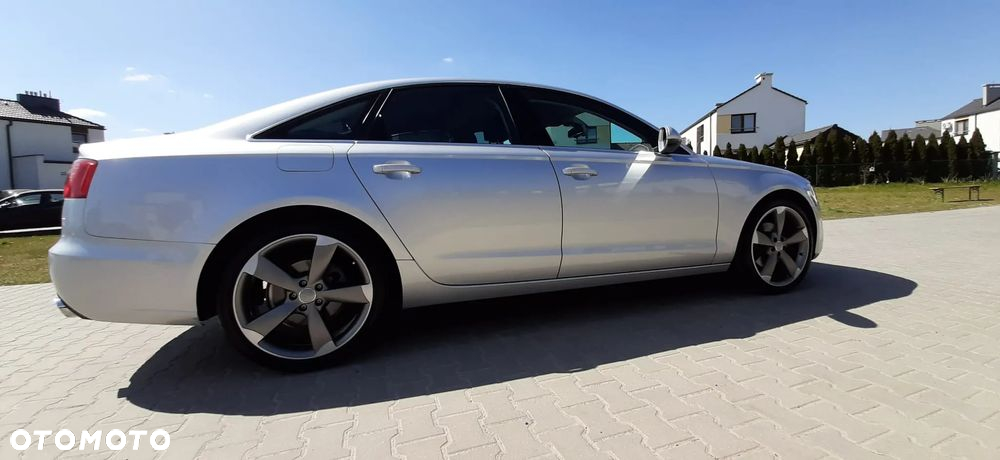 Audi A6 - 6