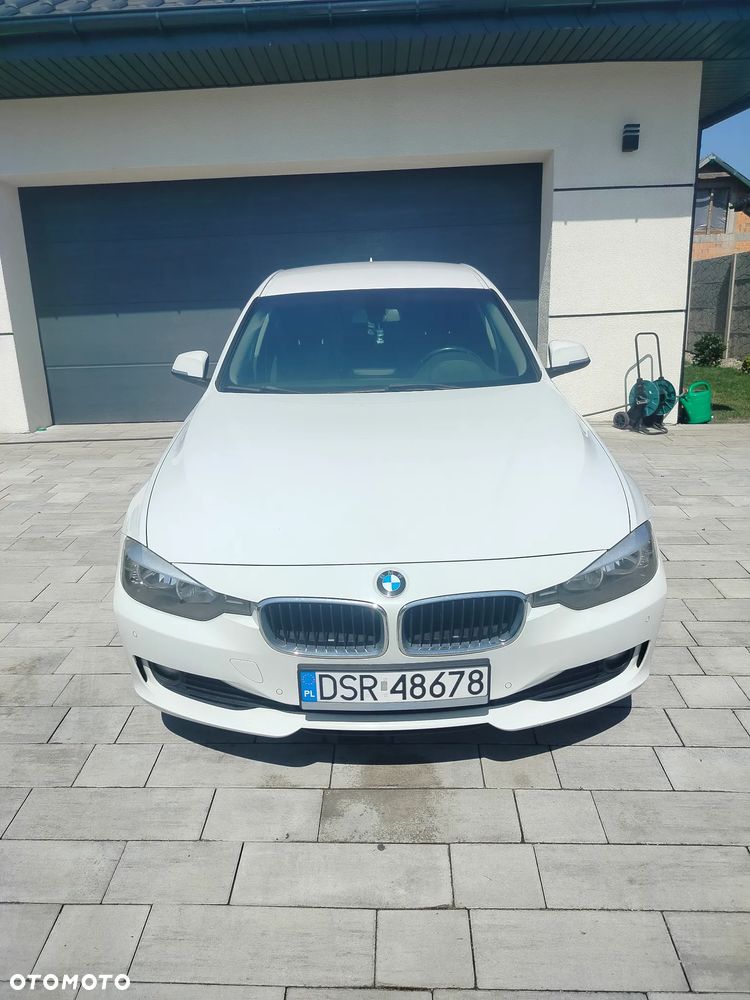 BMW Seria 3 316i - 2
