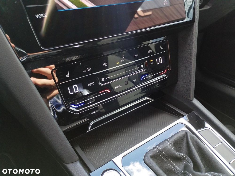 Volkswagen Arteon 2.0 TDI R-Line DSG - 20