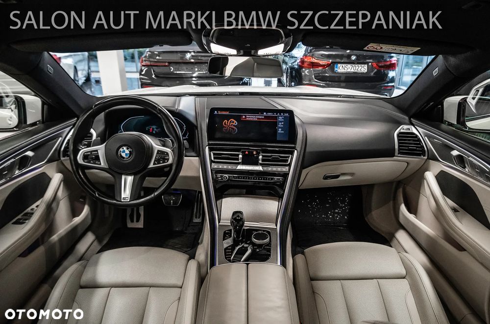 BMW Seria 8 840i xDrive - 25