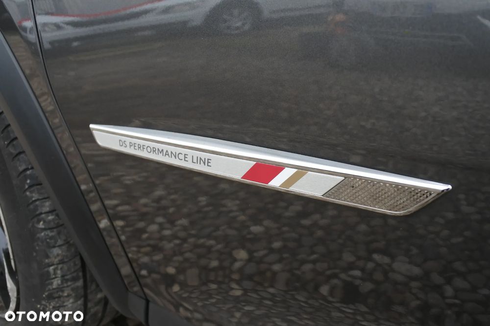 DS Automobiles DS 7 Crossback 1.6 PureTech Performance Line + - 32