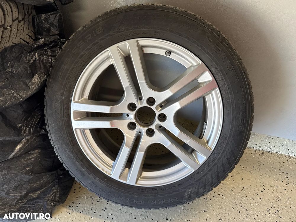 Mercedes-Benz GLB 200 d 4MATIC 8G-DCT Progressive - 29