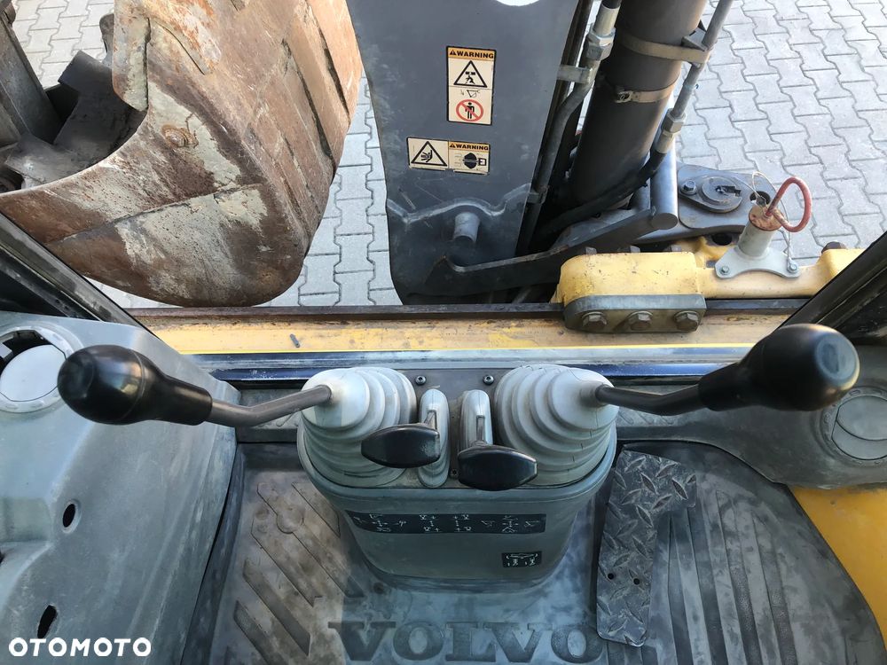 Volvo BL71 - 10