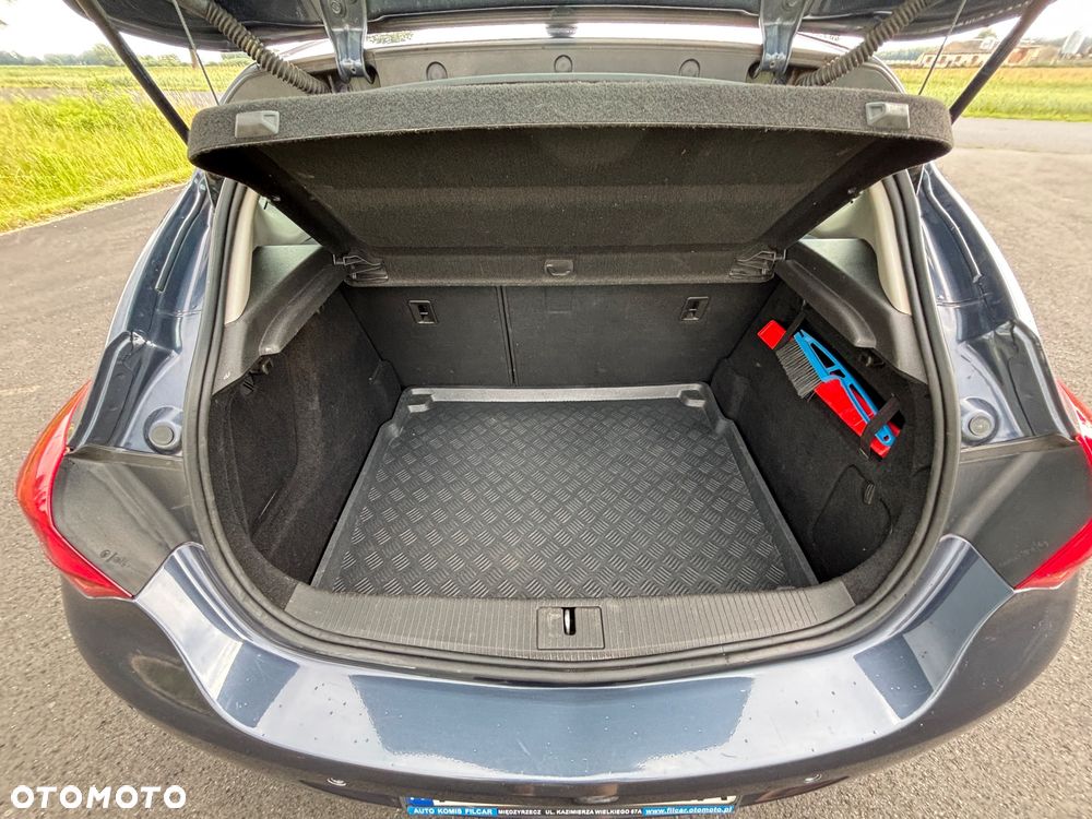 Opel Astra 1.6 Cosmo - 13