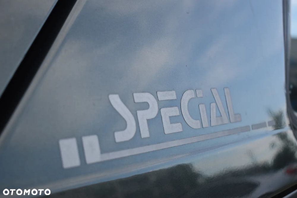 Volkswagen Golf 1.8 GT Special - 18