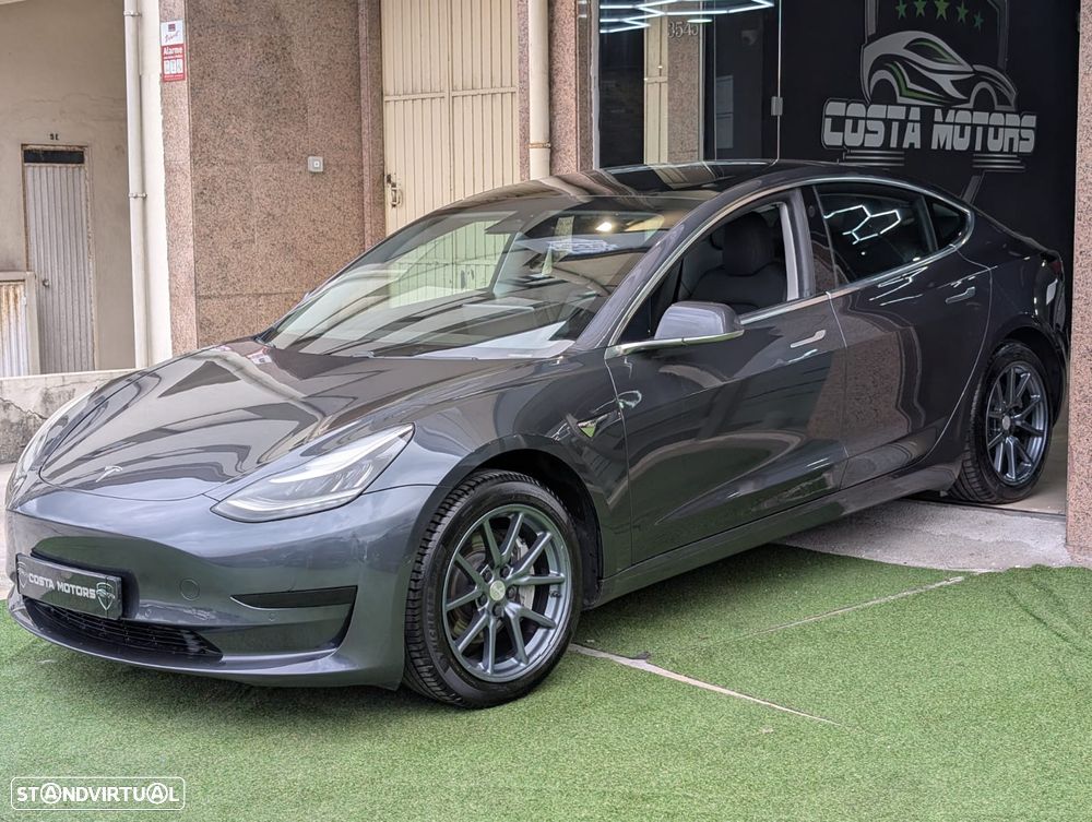 Tesla Model 3 Standard Range Plus RWD - 2