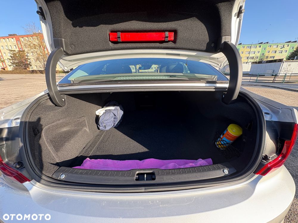 Volvo S90 D4 SCR Momentum Pro - 15