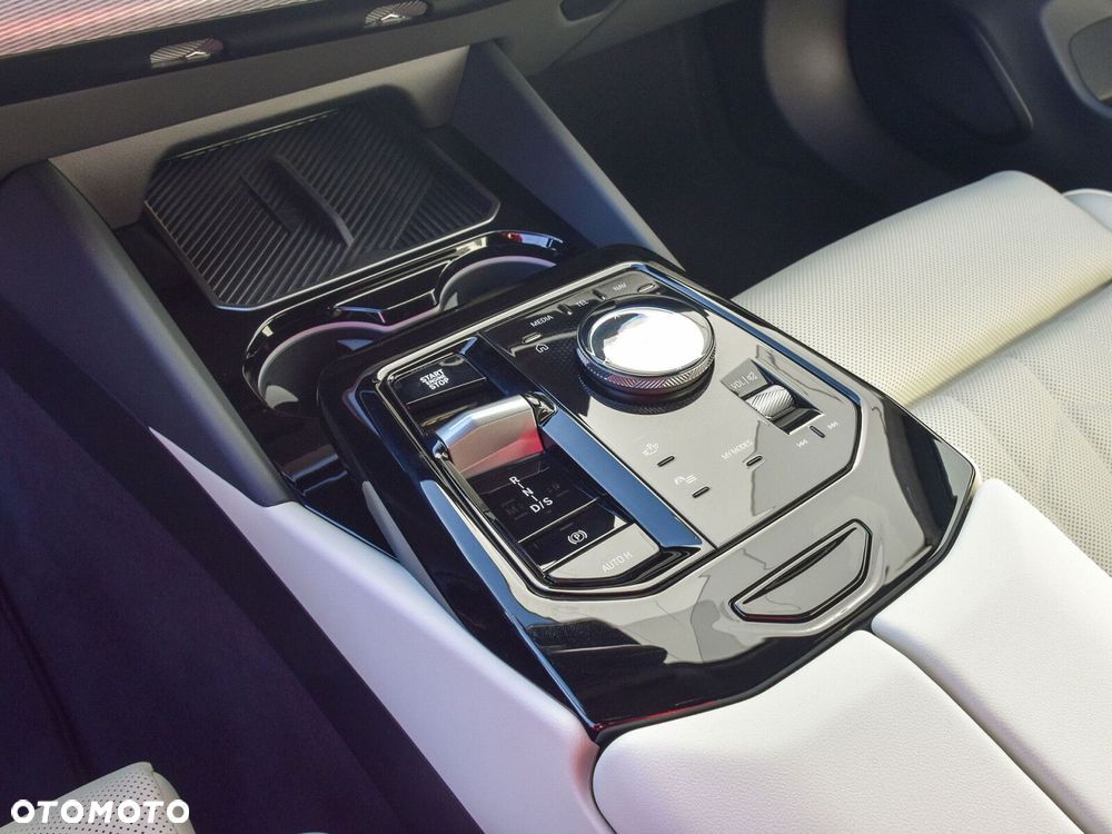 BMW Seria 5 - 24