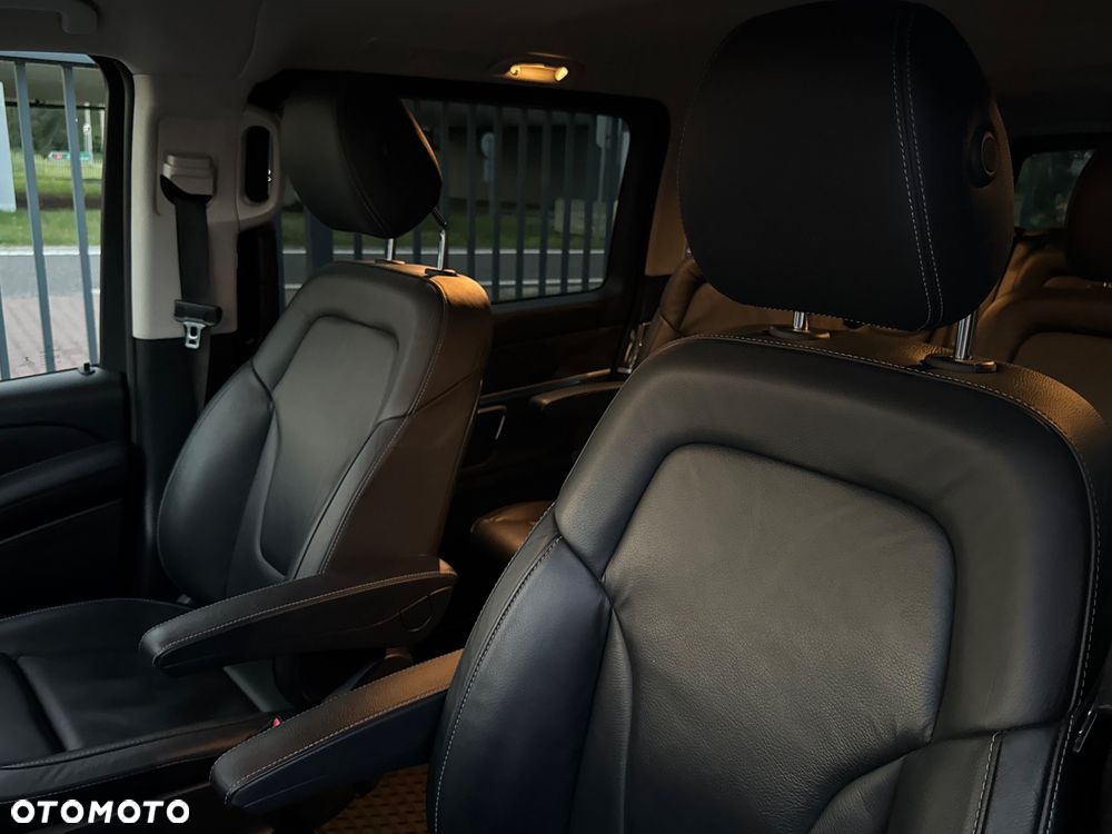 Mercedes-Benz Klasa V 300 d Avantgarde 9G-Tronic (d³ugi) - 19