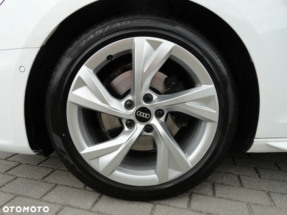 Audi A4 Avant 35 TDI mHEV S Line S tronic - 31